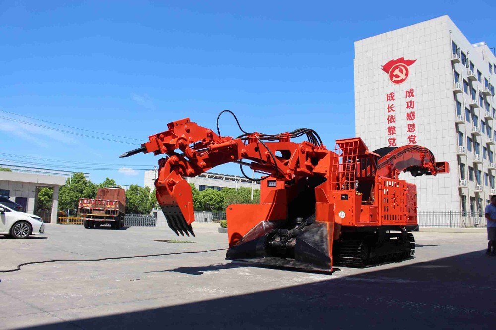 新余 80 履帶扒渣機(jī)排名，行業(yè)競(jìng)爭(zhēng)態(tài)勢(shì)下的優(yōu)勢(shì)品牌
