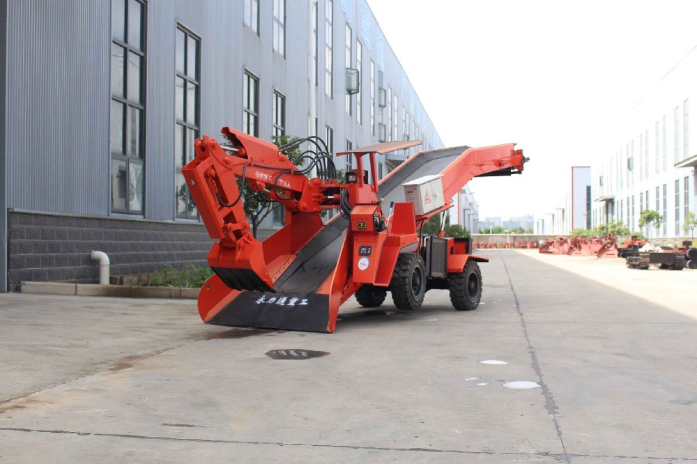 山東隧洞扒渣機(jī)操作注意事項(xiàng)，新手必看！
