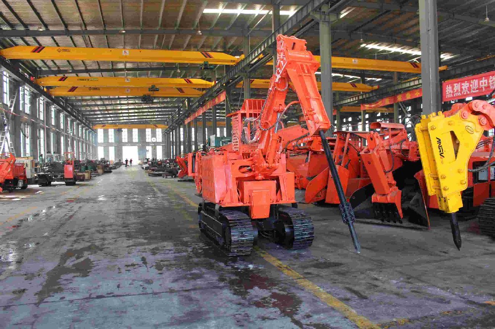 宜春 80 履帶扒渣機(jī)排名，技術(shù)團(tuán)隊(duì)強(qiáng)大的領(lǐng)先品牌
