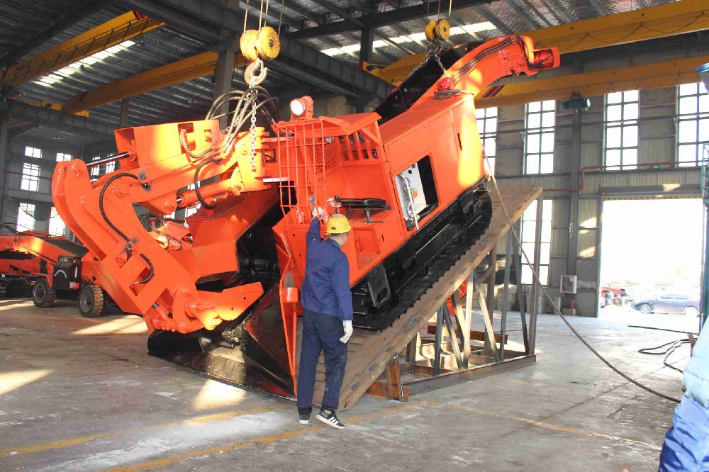 井下撬毛臺(tái)車操作與維護(hù)全攻略
