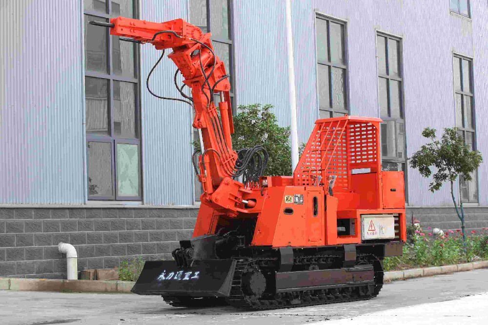 銅仁礦洞開采扒渣機(jī)帶炮頭成新寵？市場調(diào)研
