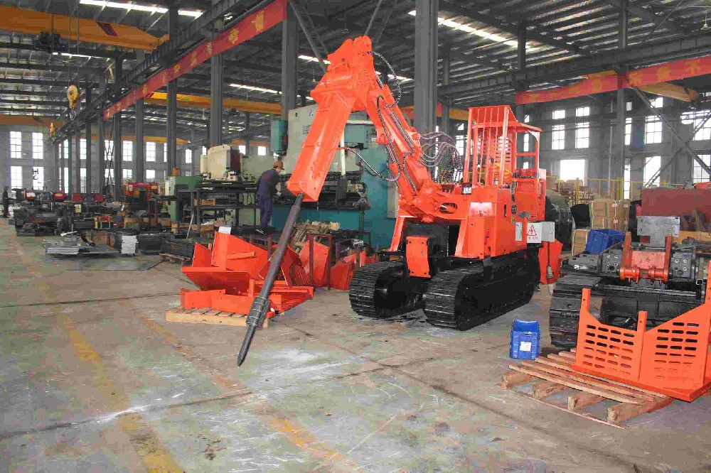 礦山環(huán)保如何離不開扒渣機(jī)的持續(xù)貢獻(xiàn)
