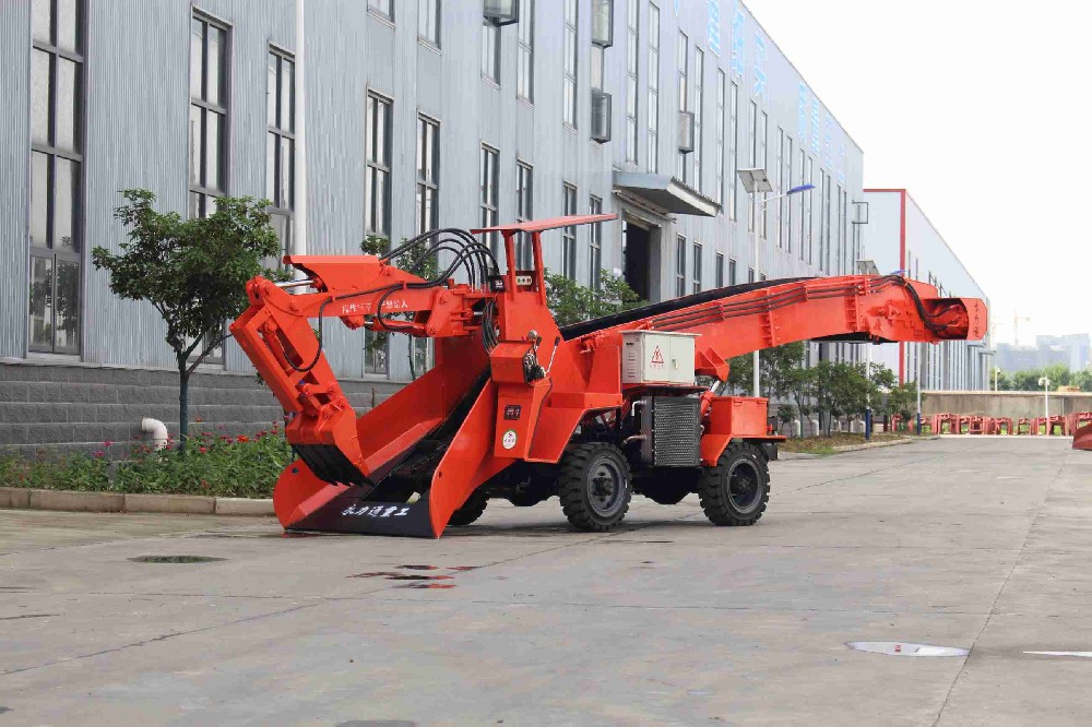 青島 80 履帶扒渣機(jī)排名榜:誰(shuí)是行業(yè)佼佼者