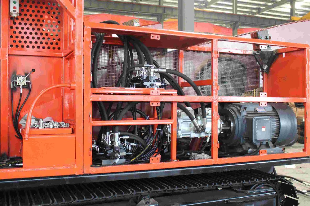 永力通扒渣機(jī)在煤礦開采中的高效應(yīng)用