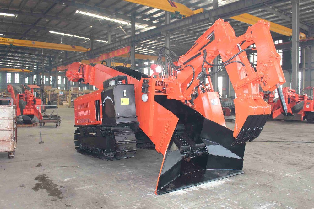 內(nèi)鄉(xiāng)180履帶扒渣機(jī)更換成本，多久需要換一次？
