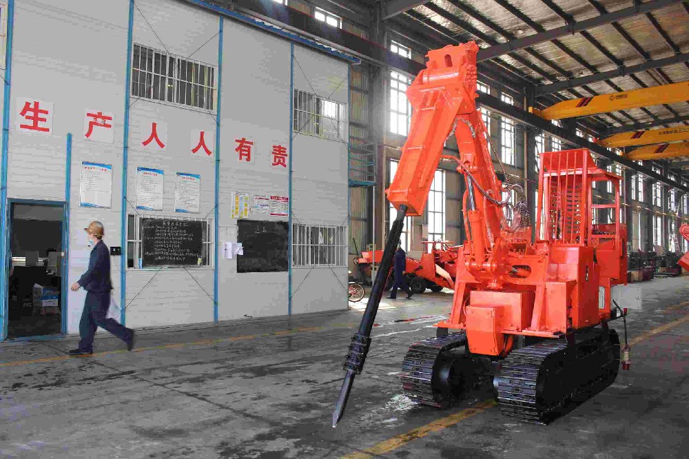 破挖扒渣機(jī)最強(qiáng)型號(hào)大盤(pán)點(diǎn)挖礦速度提升200%的秘密