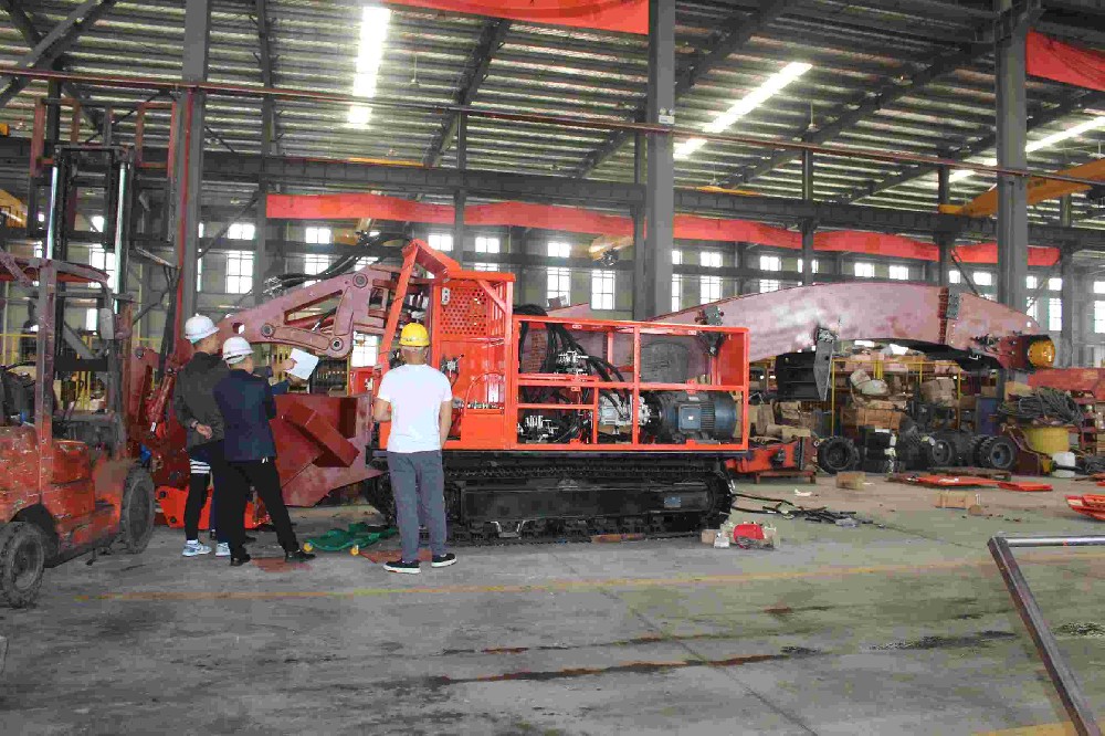 二手扒渣機(jī) vs 新機(jī)，哪個(gè)更劃算？
