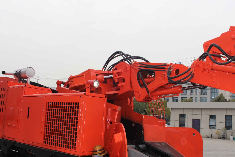 六盤水爬渣機(jī)價格對比表，2025最新數(shù)據(jù)！
