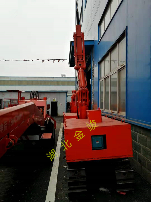 巷道修復機 修復機1120-04.jpg