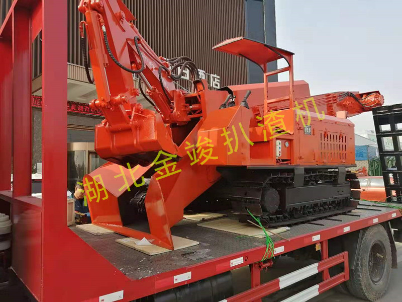 履帶刮板型扒渣機(jī) 履帶刮板12-08-03.jpg