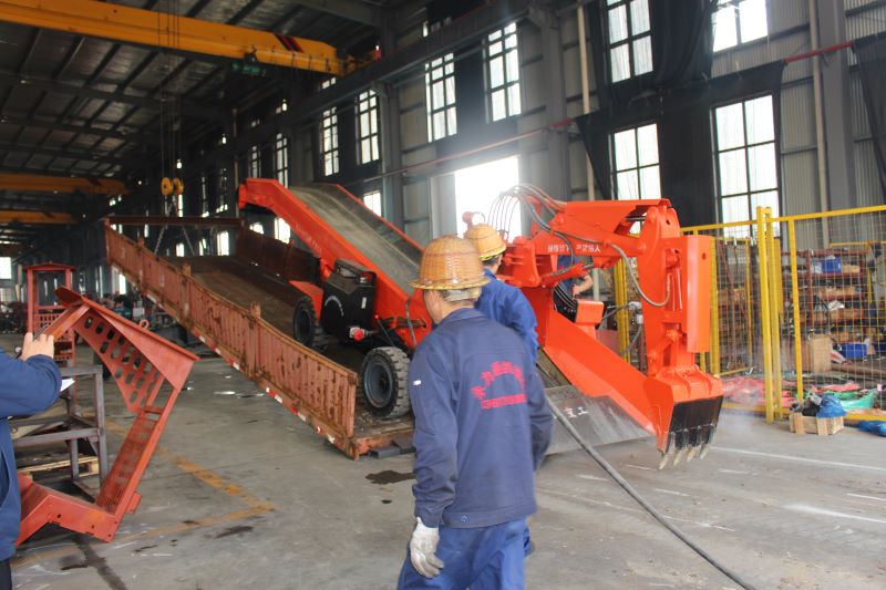 礦用扒渣機(jī)維修